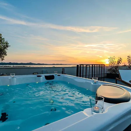 Apartman Luxury Rooftop *